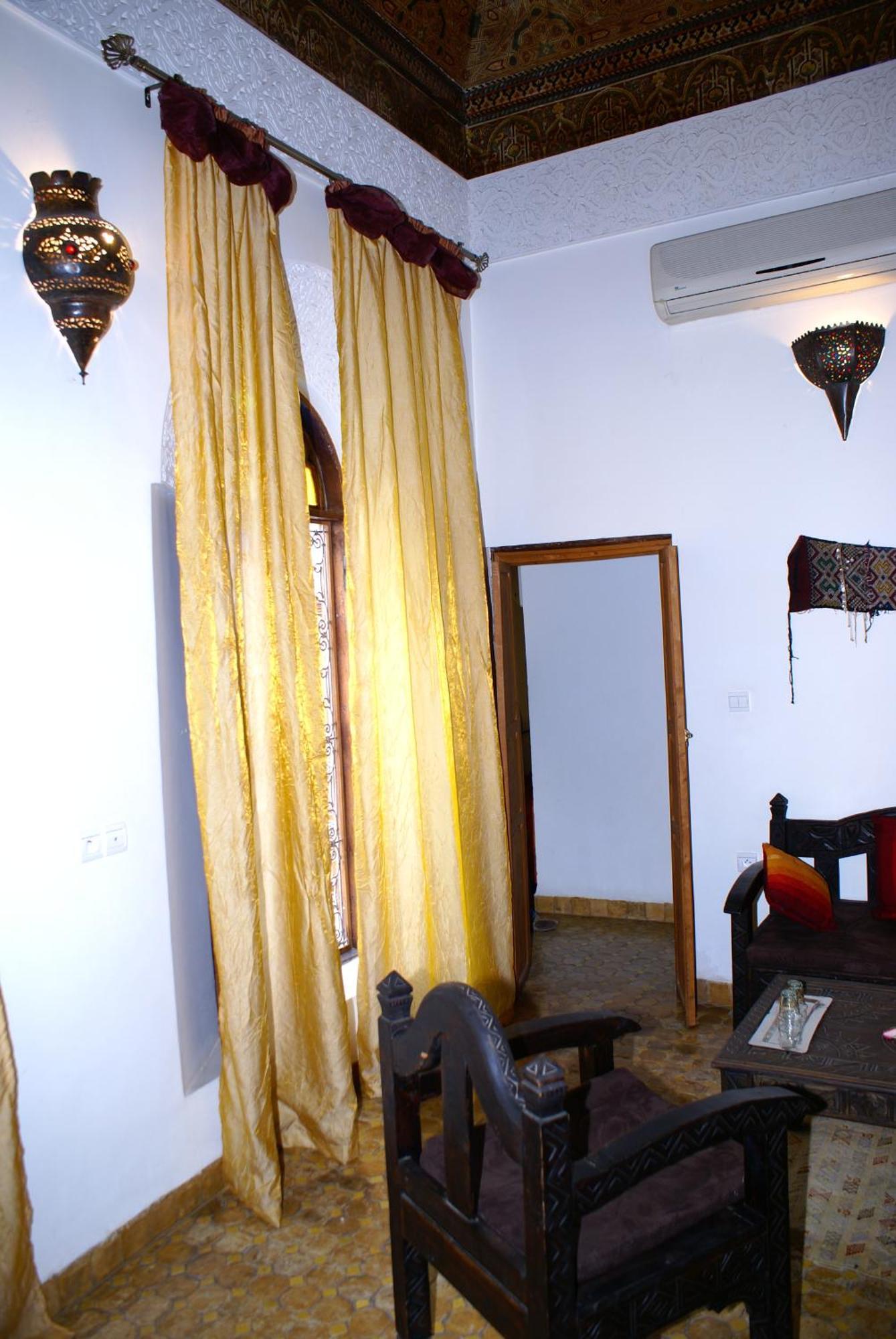 Riad Attarine Фес Екстер'єр фото