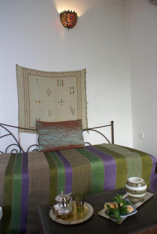 Riad Attarine Фес Номер фото